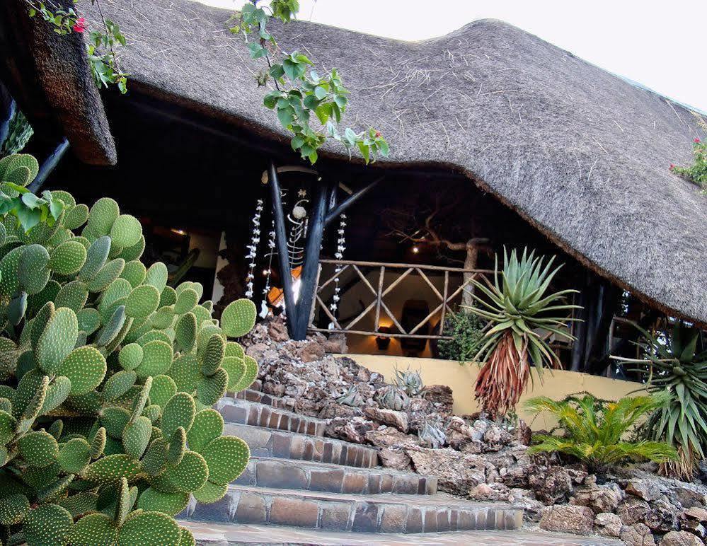 Vingerklip Lodge Khorixas Bagian luar foto